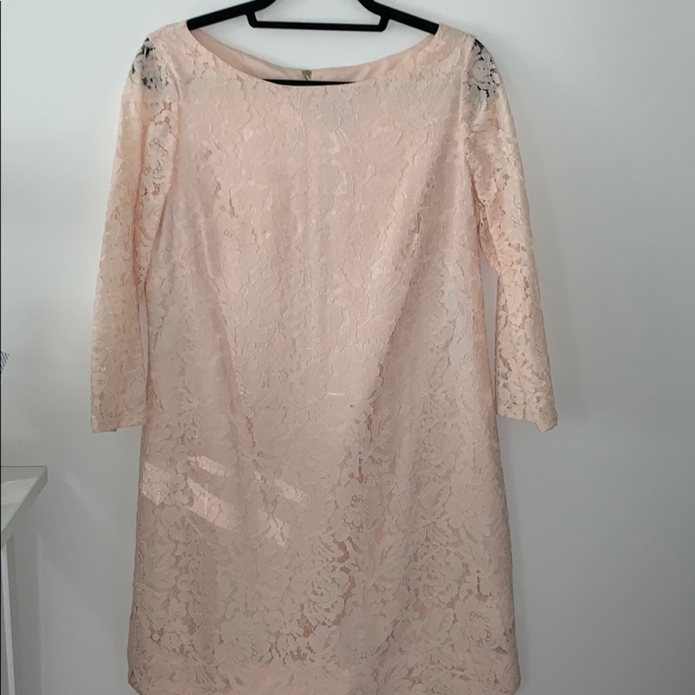 Vince Camuto Shirttail Hem Floral Lace Shift Dress